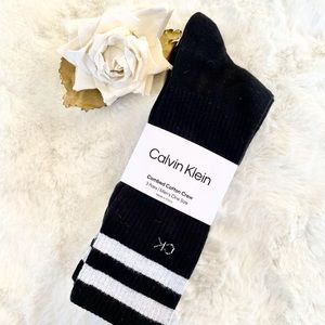 New w/tags MENS CALVIN KLEIN 3PK COMBED COTTON CREW SOCKS (cotton nylon spandex)